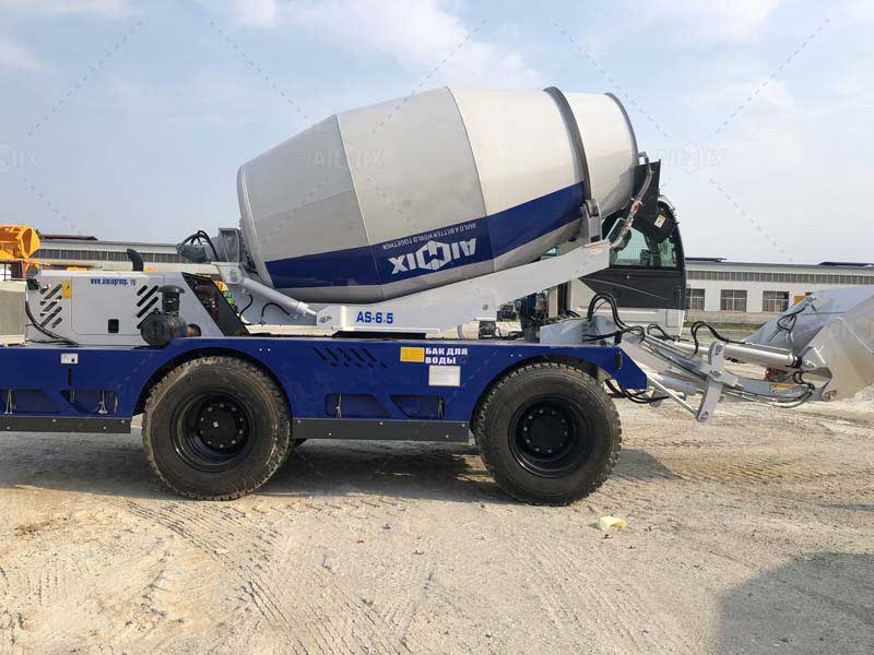 Self Loading Concrete Mixer Machine Price